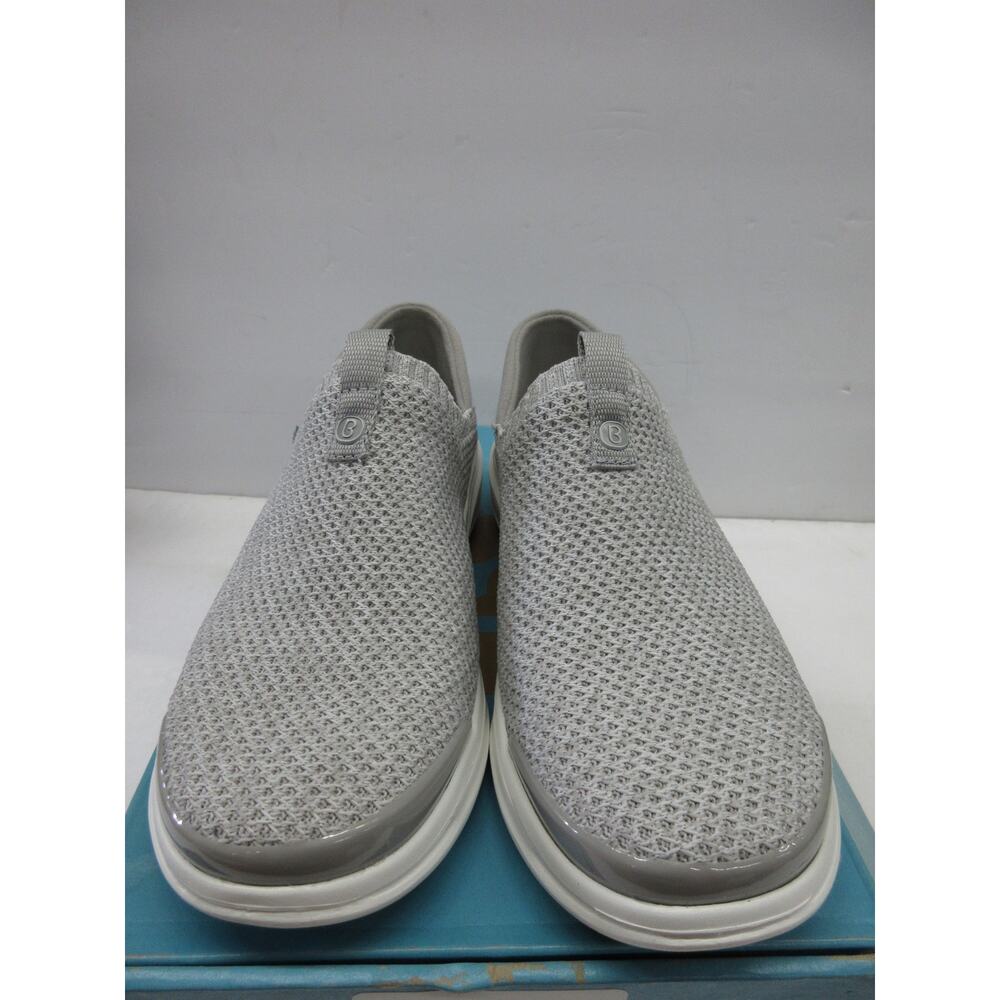 Like new  BZees Men's Clever Sneaker - Silver (Size 7.5 US)